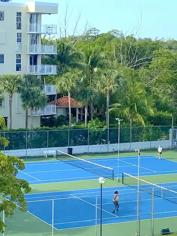 16546 NE 26th Avenue North Miami Beach FL 33160
