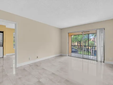 470 NW 20th Street Boca Raton FL 33431