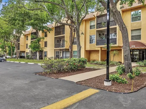 470 NW 20th Street Boca Raton FL 33431