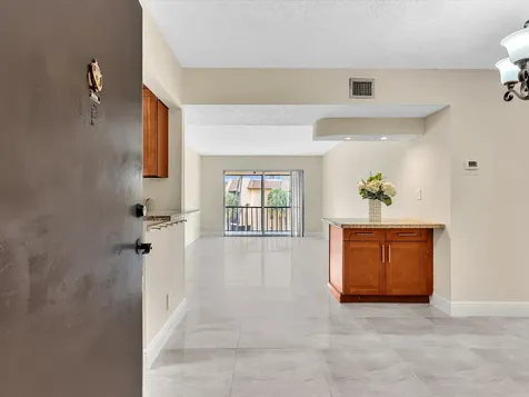 470 NW 20th Street Boca Raton FL 33431