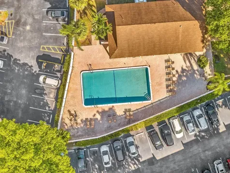 470 NW 20th Street Boca Raton FL 33431