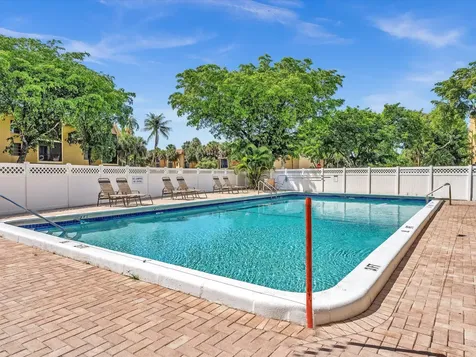 470 NW 20th Street Boca Raton FL 33431