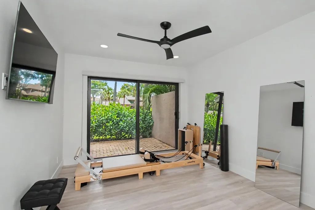 6602 Thornhill Court Boca Raton FL 33433