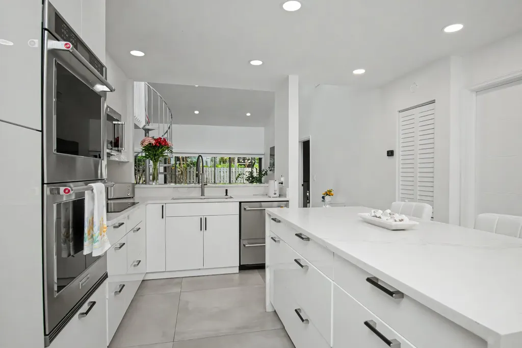6602 Thornhill Court Boca Raton FL 33433