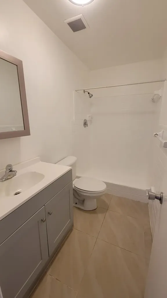 1821 NE 56th Street Fort Lauderdale FL 33308