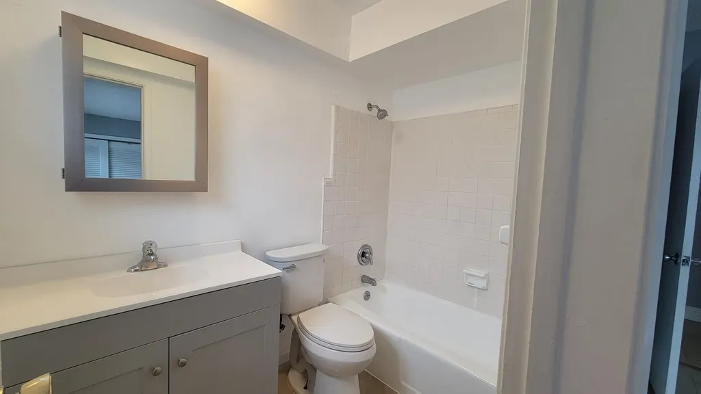 1821 NE 56th Street Fort Lauderdale FL 33308