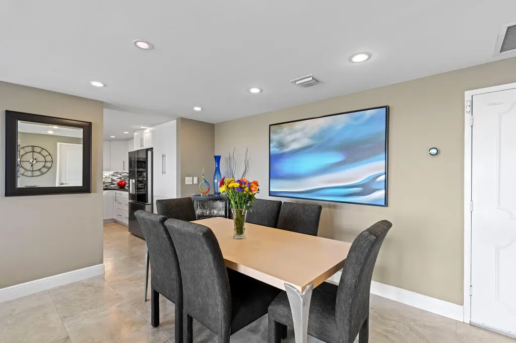 2500 E Las Olas Boulevard Fort Lauderdale FL 33301