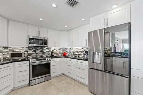 2500 E Las Olas Boulevard Fort Lauderdale FL 33301