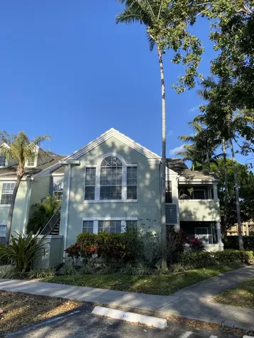 1020 Crystal Way Delray Beach FL 33444