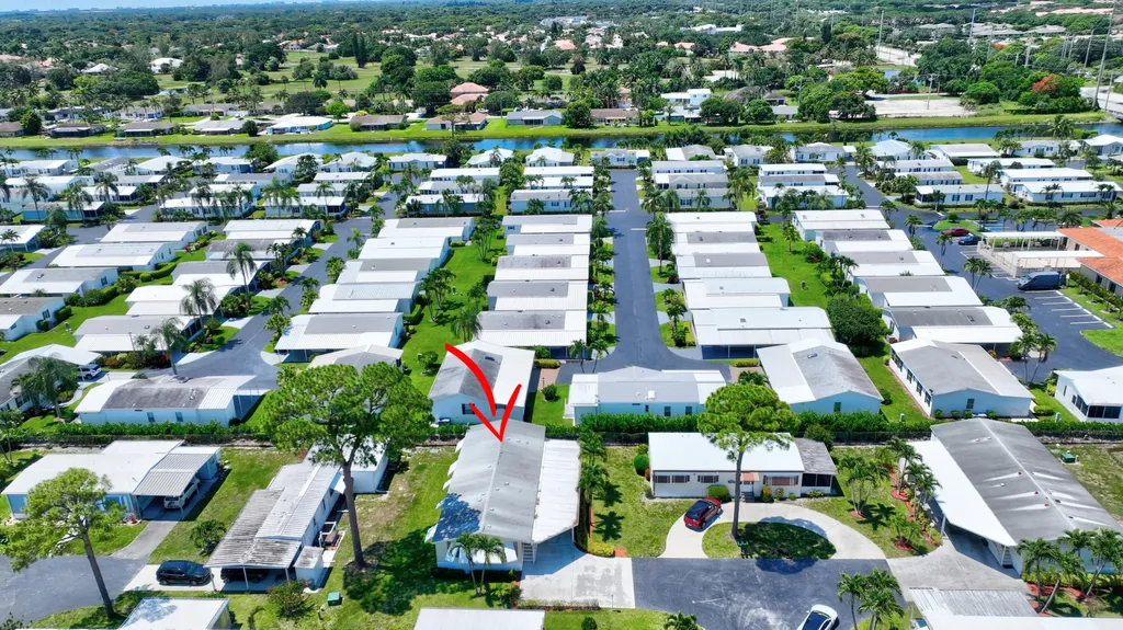 5006 Curacas Bay Boynton Beach FL 33436