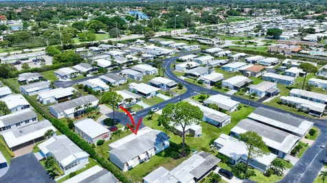 5006 Curacas Bay Boynton Beach FL 33436