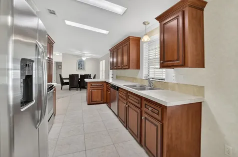 5006 Curacas Bay Boynton Beach FL 33436