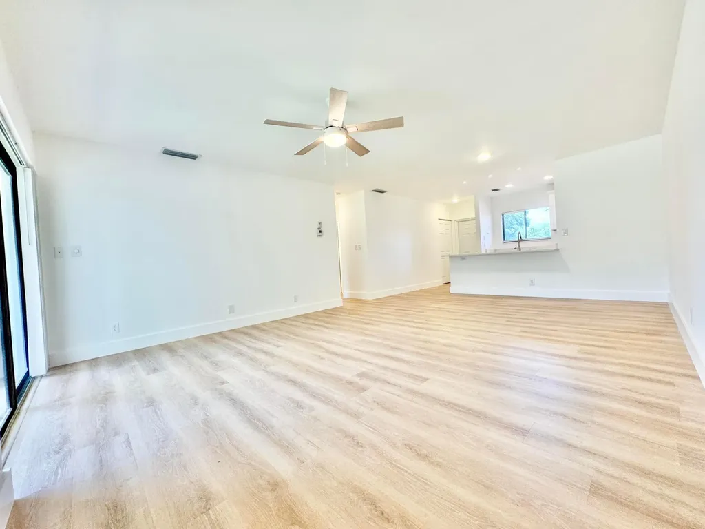 140 NW 70th Street Boca Raton FL 33487