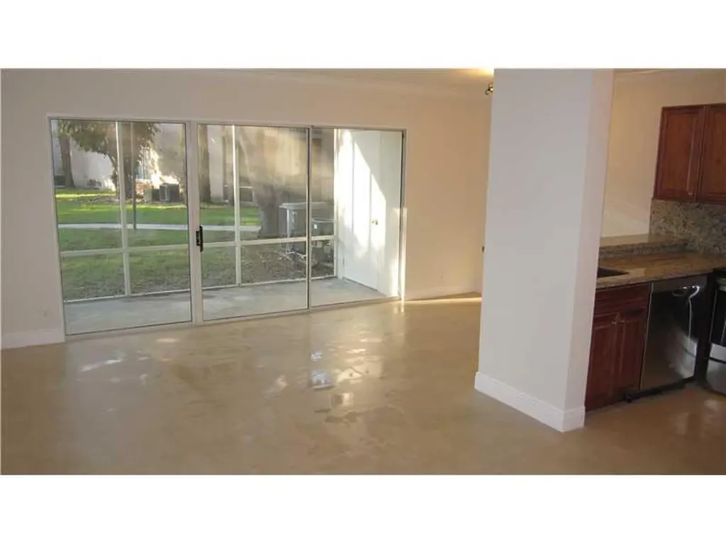 13949 SW 91st Terrace Miami FL 33186