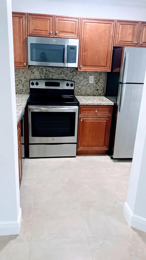 13949 SW 91st Terrace Miami FL 33186