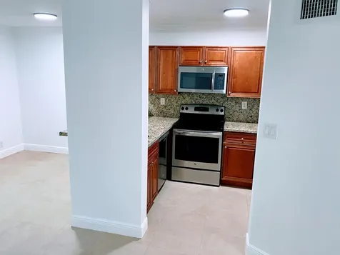 13949 SW 91st Terrace Miami FL 33186