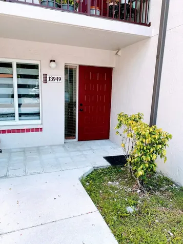 13949 SW 91st Terrace Miami FL 33186