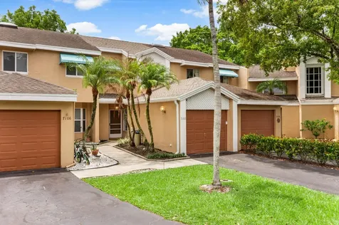 7102 Woodmont Way Tamarac FL 33321