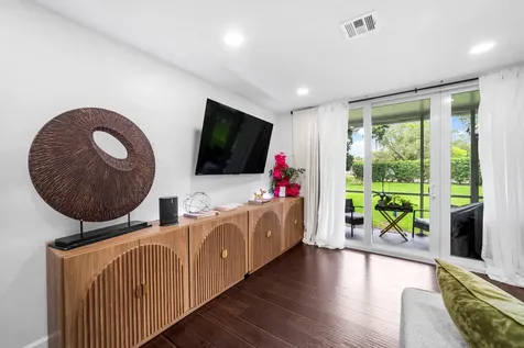 7102 Woodmont Way Tamarac FL 33321