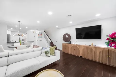 7102 Woodmont Way Tamarac FL 33321