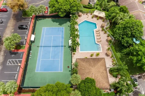 7102 Woodmont Way Tamarac FL 33321