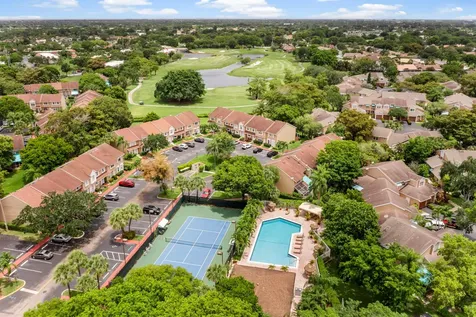 7102 Woodmont Way Tamarac FL 33321