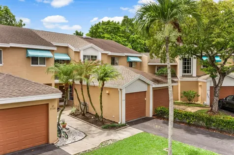 7102 Woodmont Way Tamarac FL 33321