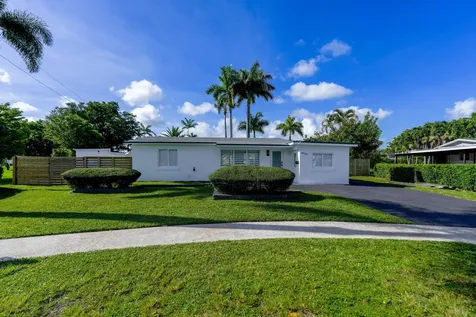 8946 SW 52nd Court Cooper City FL 33328