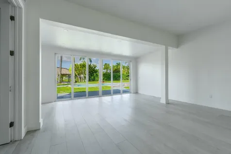 8946 SW 52nd Court Cooper City FL 33328