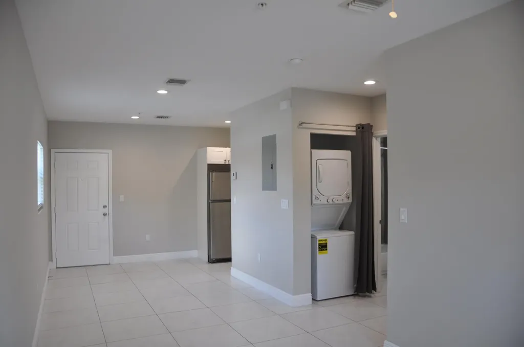 1216 NW 6th Court Fort Lauderdale FL 33311