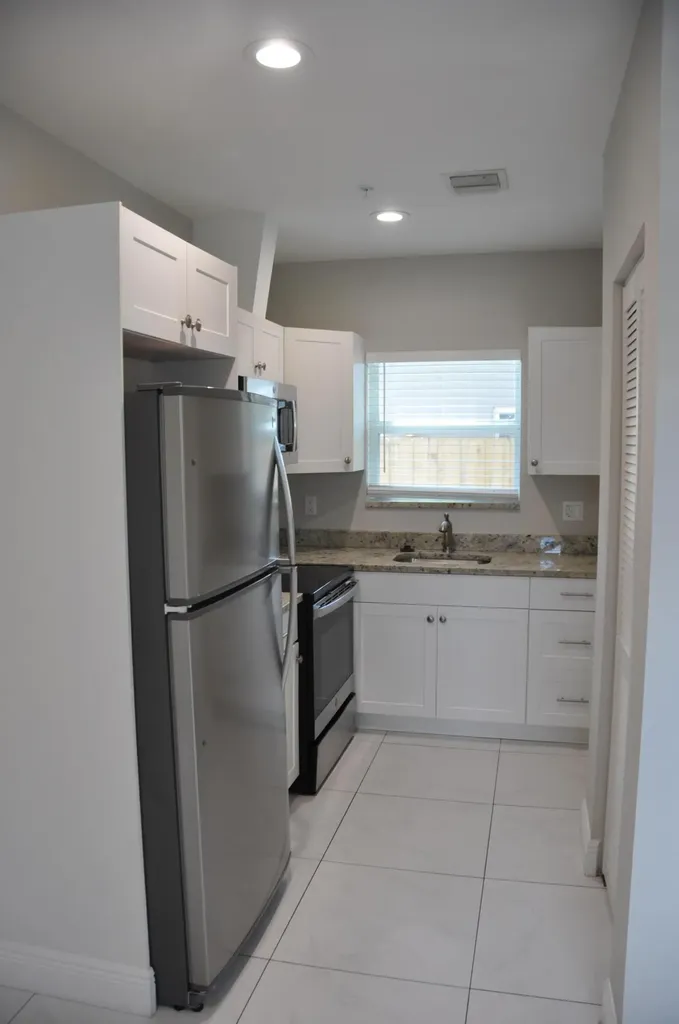 1216 NW 6th Court Fort Lauderdale FL 33311