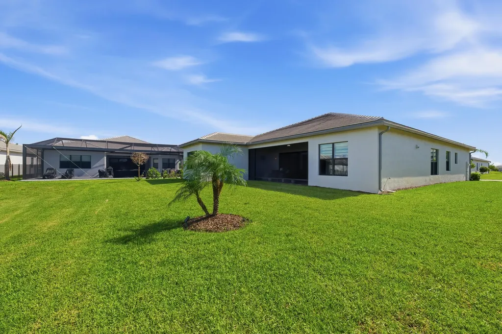 12426 SW Crystal Cove Drive Port St Lucie FL 34987