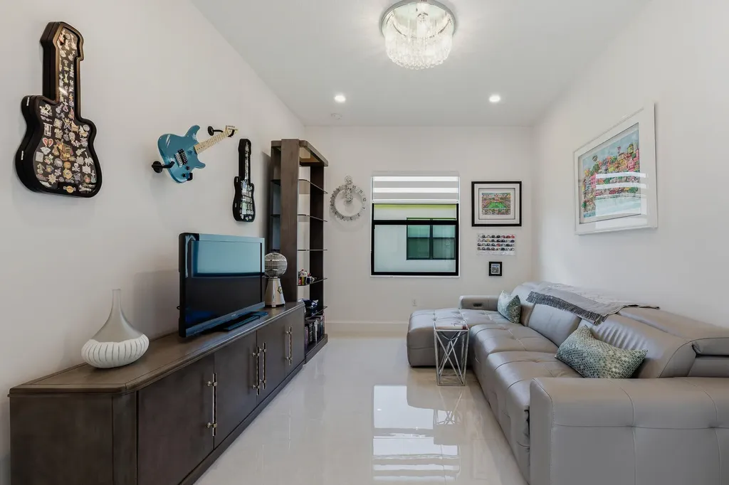 12426 SW Crystal Cove Drive Port St Lucie FL 34987