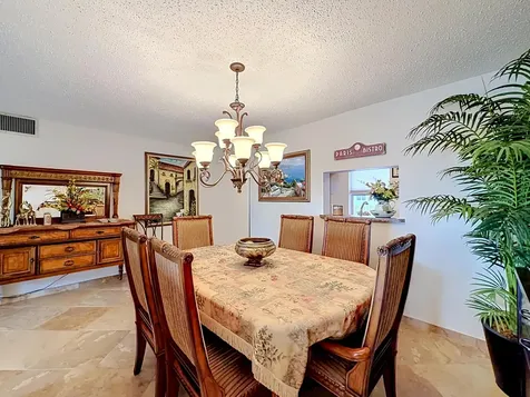 4270 NW 40th Street Lauderdale Lakes FL 33319