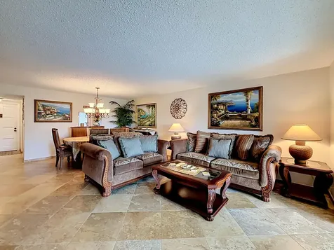 4270 NW 40th Street Lauderdale Lakes FL 33319
