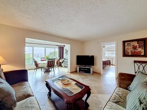 4270 NW 40th Street Lauderdale Lakes FL 33319