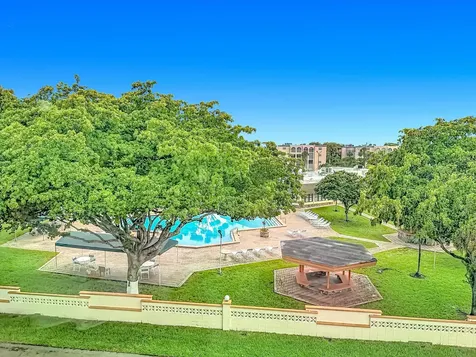 4270 NW 40th Street Lauderdale Lakes FL 33319