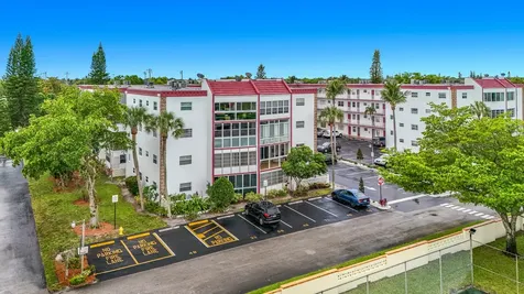 4270 NW 40th Street Lauderdale Lakes FL 33319