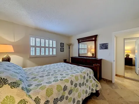 4270 NW 40th Street Lauderdale Lakes FL 33319