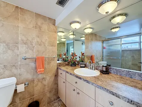 4270 NW 40th Street Lauderdale Lakes FL 33319