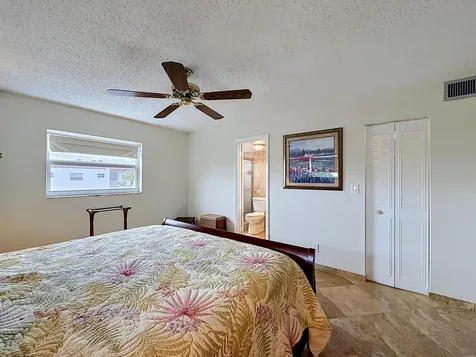 4270 NW 40th Street Lauderdale Lakes FL 33319