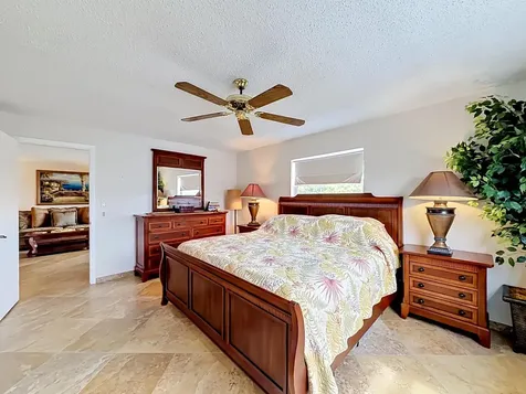 4270 NW 40th Street Lauderdale Lakes FL 33319