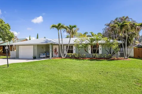 687 NE Maranta Jensen Beach FL 34957