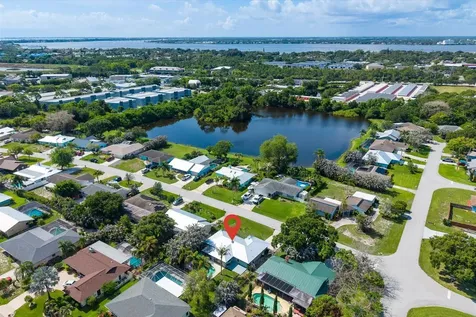 687 NE Maranta Jensen Beach FL 34957