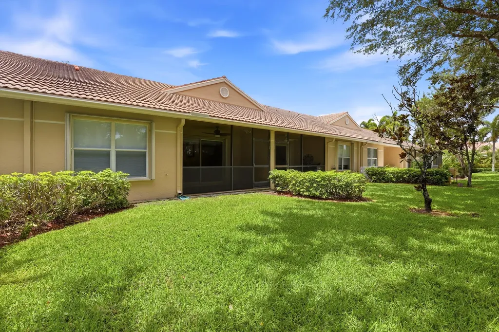 9363 Bridgeport Drive West Palm Beach FL 33411