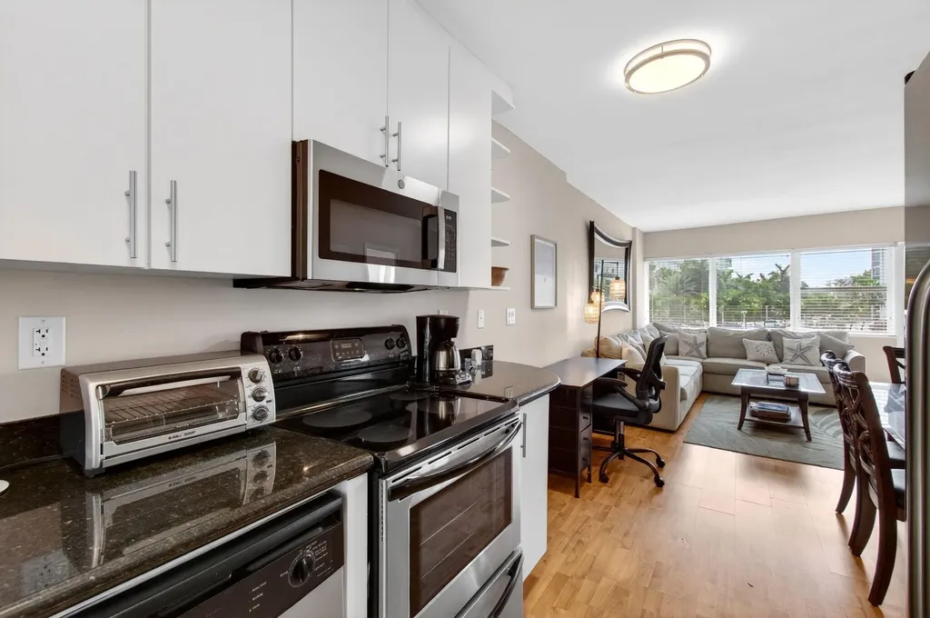 3250 NE 28th Street Fort Lauderdale FL 33308