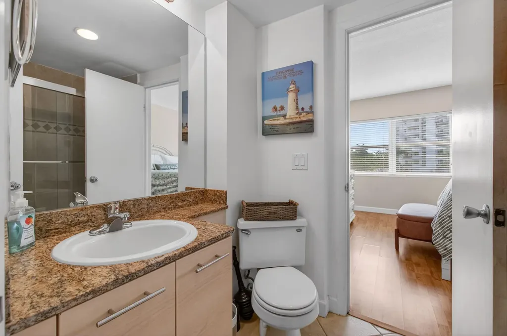 3250 NE 28th Street Fort Lauderdale FL 33308