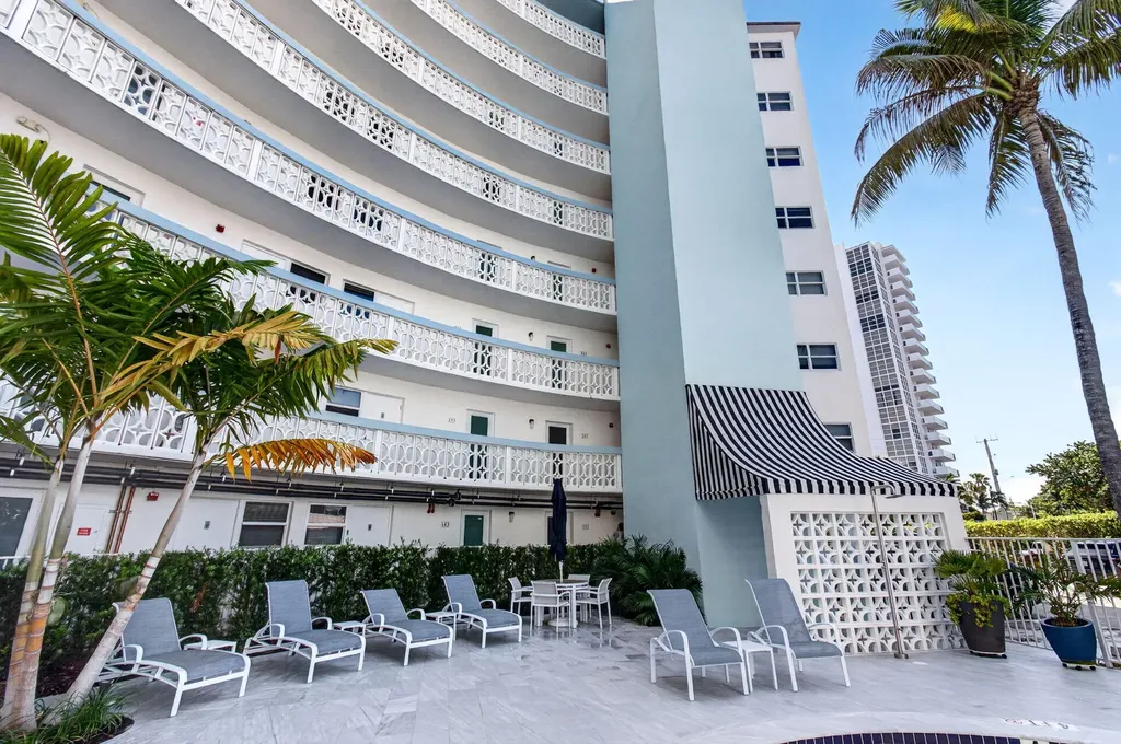 3250 NE 28th Street Fort Lauderdale FL 33308