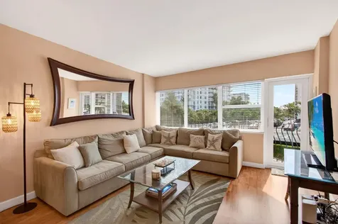 3250 NE 28th Street Fort Lauderdale FL 33308