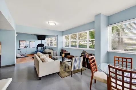 3250 NE 28th Street Fort Lauderdale FL 33308